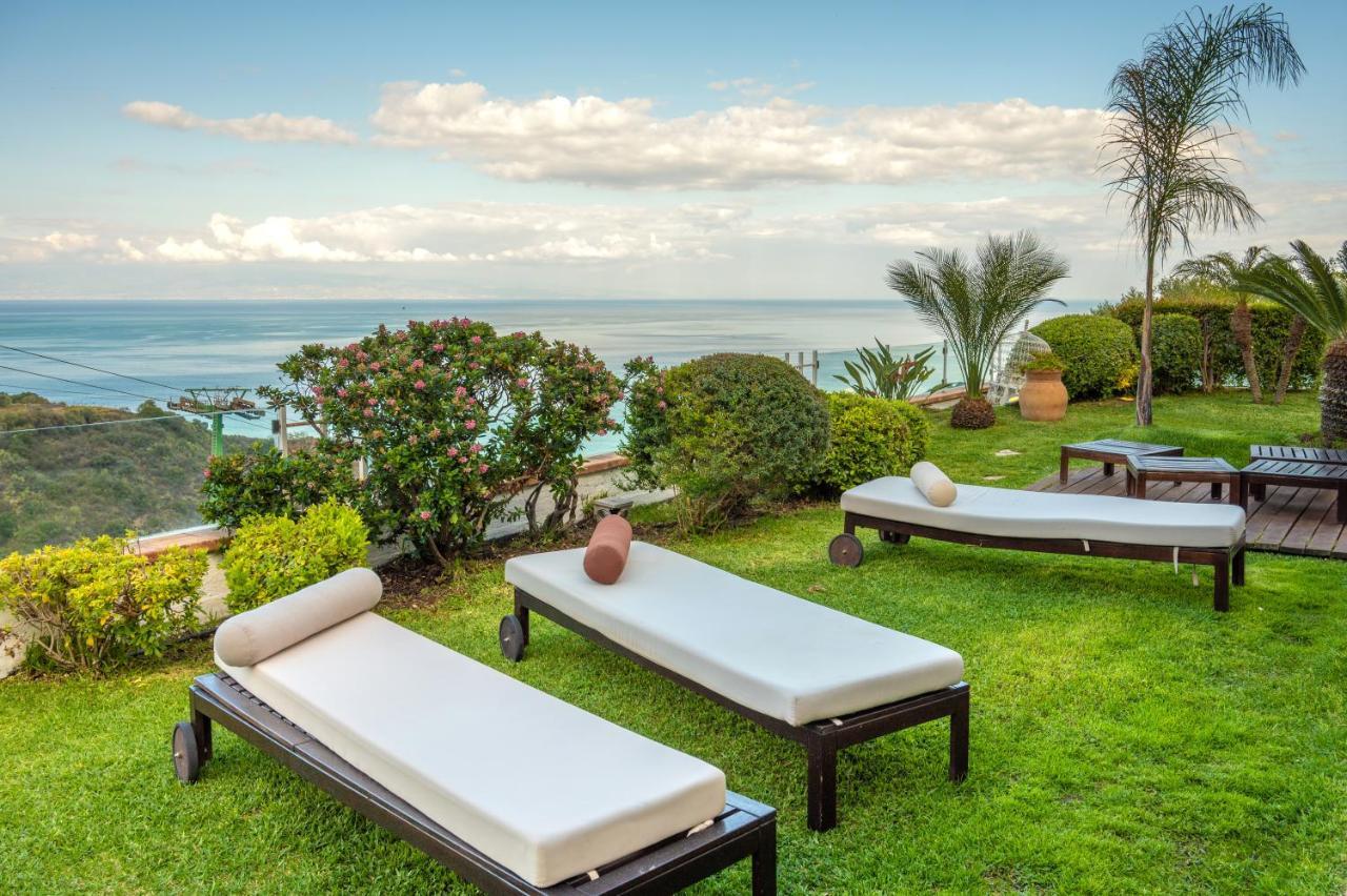 Luxury Taorum Villa With Spectacular Sea Views In تاورمينا المظهر الخارجي الصورة