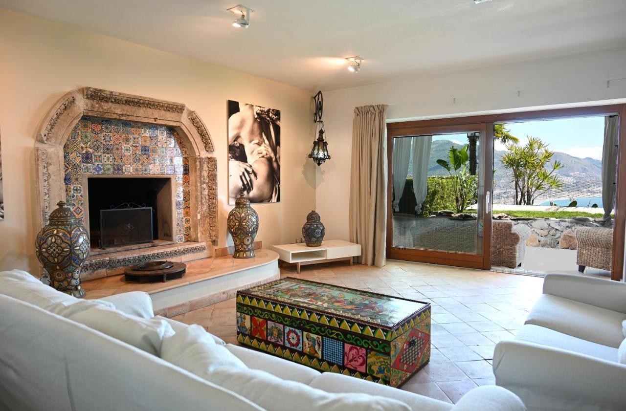 Luxury Taorum Villa With Spectacular Sea Views In تاورمينا المظهر الخارجي الصورة