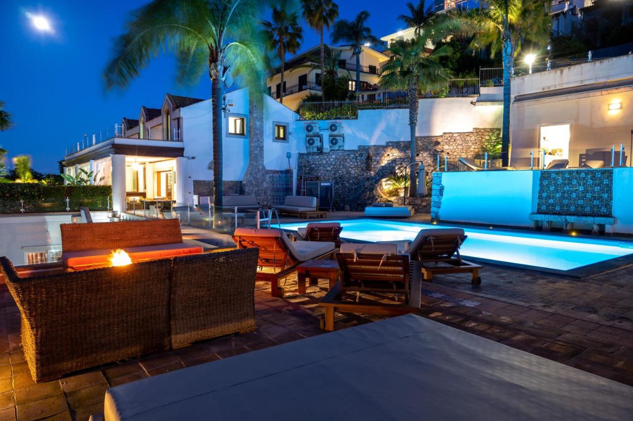 Luxury Taorum Villa With Spectacular Sea Views In تاورمينا المظهر الخارجي الصورة