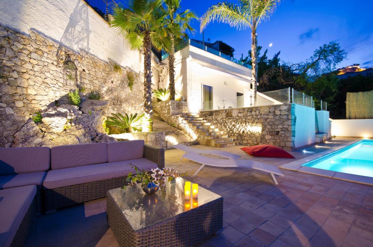 Luxury Taorum Villa With Spectacular Sea Views In تاورمينا المظهر الخارجي الصورة